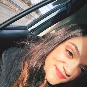 Meet your Posher, Tori